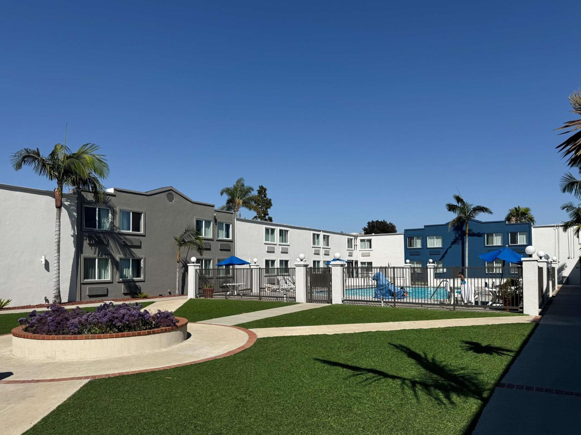 Studio 6 Suites Carson, Ca ภายนอก รูปภาพ